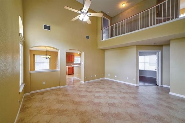 Chandelier, Interior, Kitchen