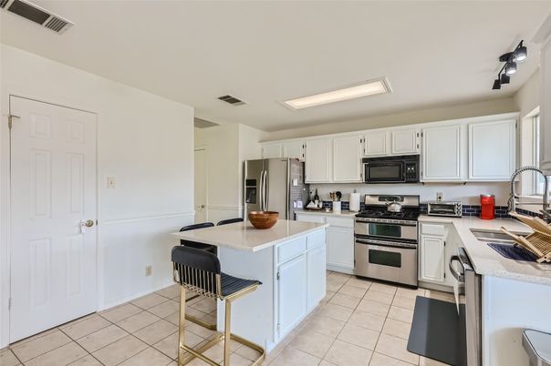 Interior, Kitchen, Stainless Steel Appliances