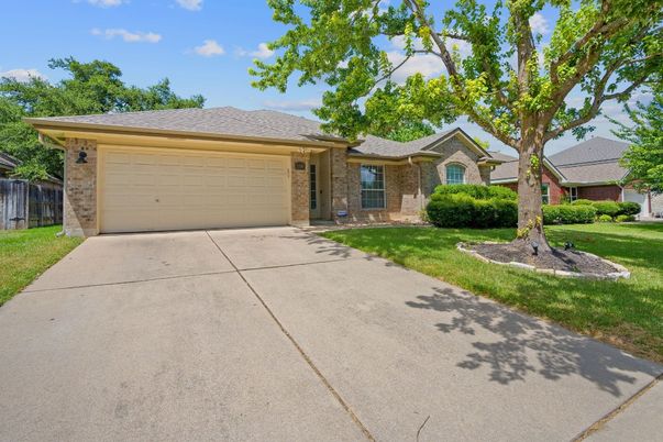 Attached, Exterior, Facade, Brick Facade, Ranch