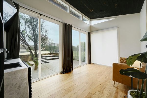Interior, Recessed Lighting, Wood Texture Flooring