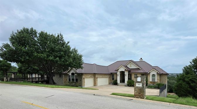 Attached, Exterior, Facade, Ranch