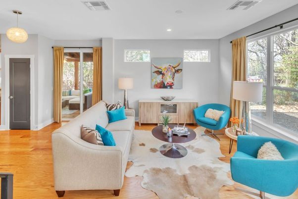 Interior, Living room, Pendant Lights, Recessed Lighting, Wood Texture Flooring