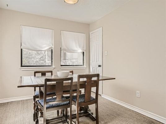 Dining room, Interior