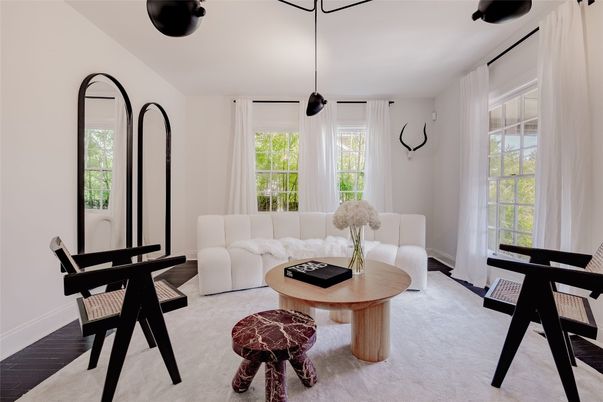 Interior, Living room, Pendant Lights, Wood Texture Flooring