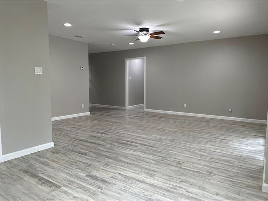 Empty room, Interior, Recessed Lighting, Wood Texture Flooring