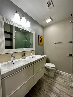 Bathroom, Dual Sink Vanities, Interior, Wood Texture Flooring