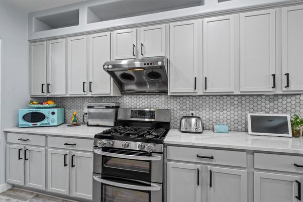 Interior, Kitchen, Stainless Steel Appliances