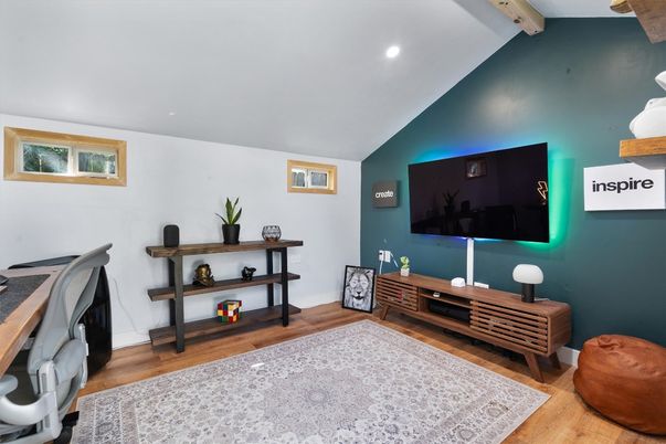 Interior, Recessed Lighting, Wood Texture Flooring