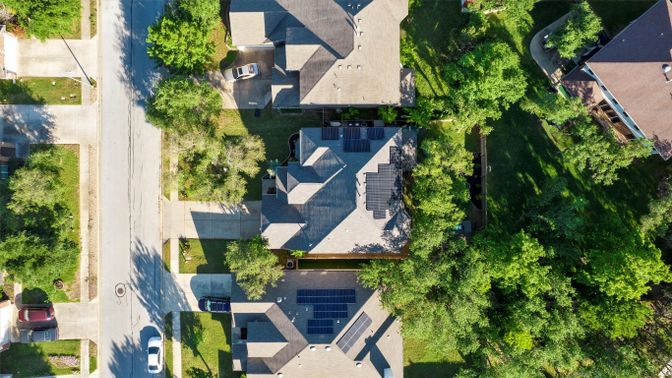Exterior, Drone