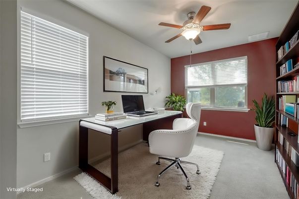 Home Office, Interior
