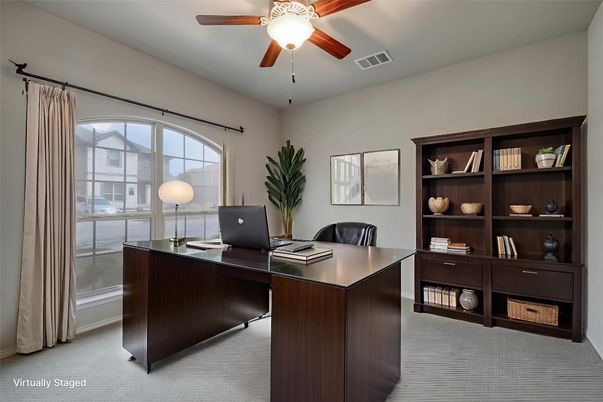 Home Office, Interior