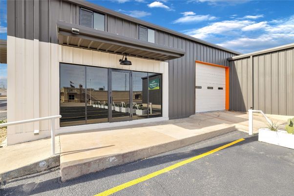 Detached Garage, Exterior