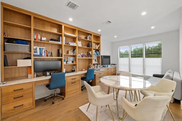 Home Office, Interior, Recessed Lighting, Wood Texture Flooring