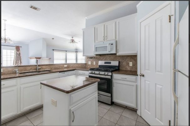 Interior, Kitchen, Pendant Lights