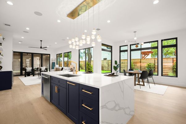 Dining room, Interior, Kitchen, Pendant Lights, Recessed Lighting, Wood Texture Flooring