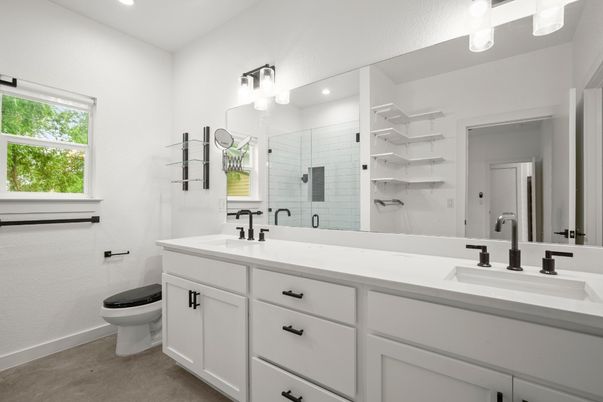 Bathroom, Dual Sink Vanities, Interior, Recessed Lighting