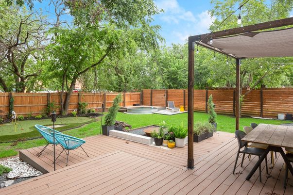 Backyard, Exterior