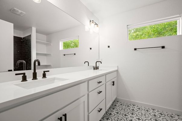 Bathroom, Dual Sink Vanities, Interior