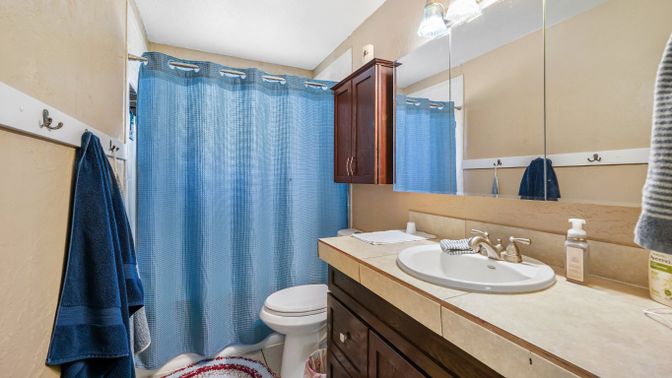 Bathroom, Interior, Tile Countertops