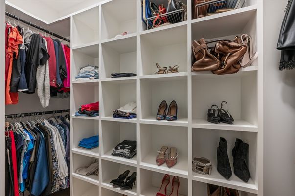 Interior, Walk-in Closets