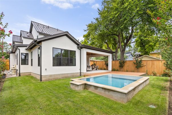 Backyard, Exterior, Pool