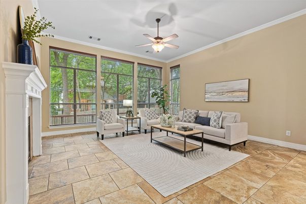 Fireplace, Interior, Living room