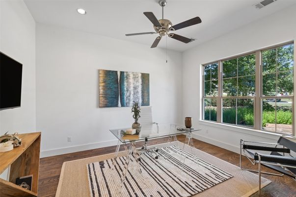 Home Office, Interior, Recessed Lighting, Wood Texture Flooring