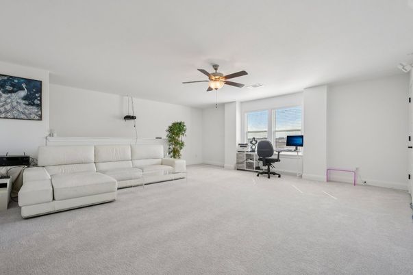 Home Office, Interior