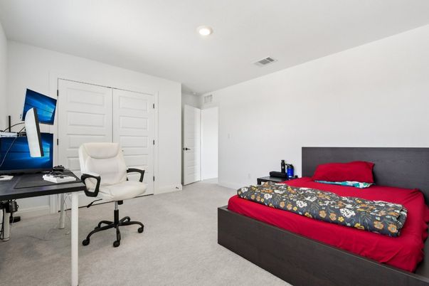 Bedroom, Home Office, Interior, Recessed Lighting