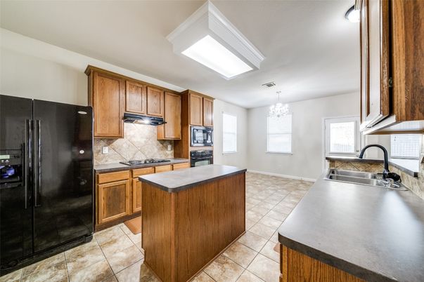 Chandelier, Interior, Kitchen