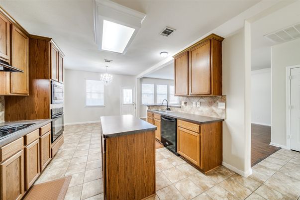 Chandelier, Interior, Kitchen