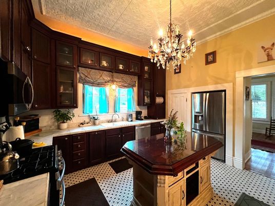 Chandelier, Interior, Kitchen