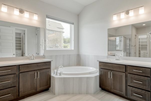 Bathroom, Dual Sink Vanities, Interior