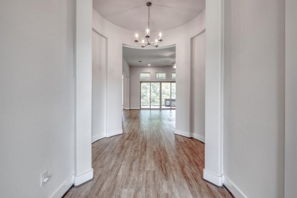 Interior, Pendant Lights, Recessed Lighting, Wood Texture Flooring