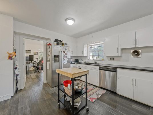 Interior, Kitchen, Wood Texture Flooring