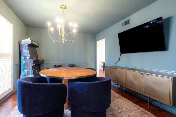 Chandelier, Dining room, Interior, Wood Texture Flooring