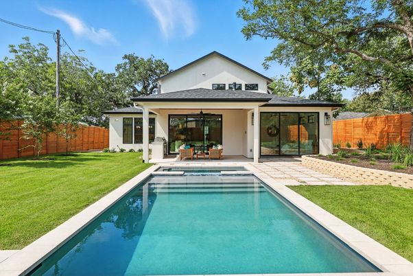 Backyard, Exterior, Pool