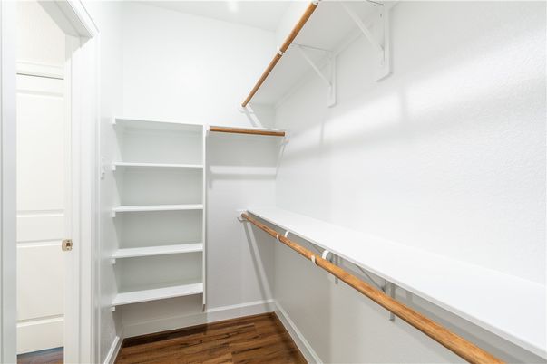 Interior, Walk-in Closets, Wood Texture Flooring