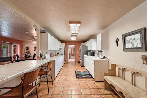 Dining room, Interior, Kitchen, Tile Countertops