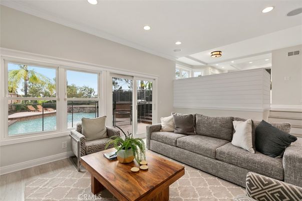 Interior, Living room, Recessed Lighting, Water, Wood Texture Flooring