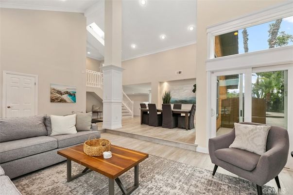 Dining room, Interior, Living room, Recessed Lighting, Wood Texture Flooring