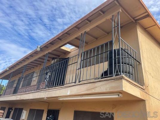 Exterior, Facade, None