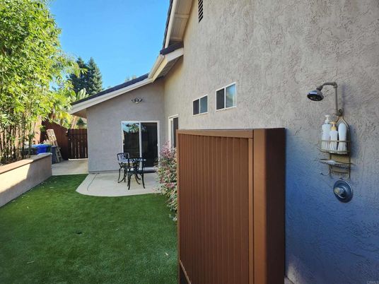 Backyard, Exterior