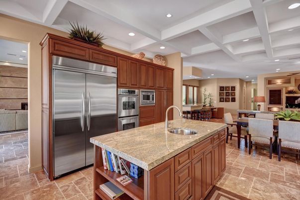 Dining room, Interior, Kitchen, Recessed Lighting, Stainless Steel Appliances
