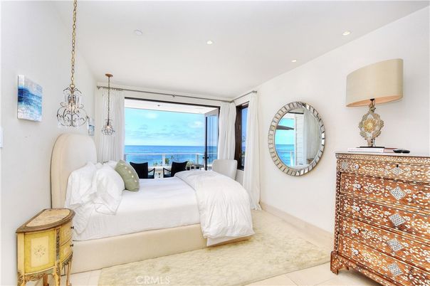 Bedroom, Interior, Pendant Lights, Recessed Lighting, Water