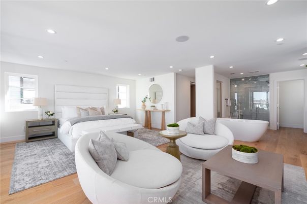 Bathroom, Bedroom, Free Standing Baths, Glass Shower, Interior, Living room, Recessed Lighting, Wood Texture Flooring