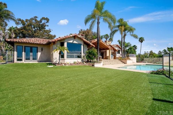 Backyard, Exterior, Pool