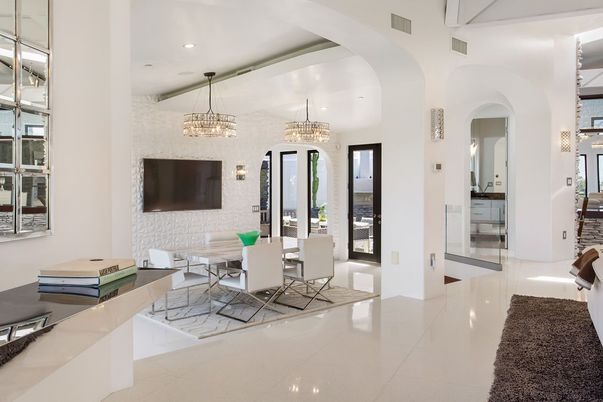 Chandelier, Dining room, Interior, Pendant Lights, Recessed Lighting