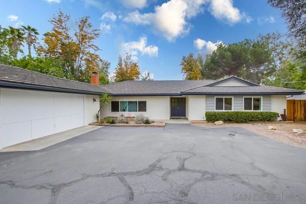 Attached, Backyard, Exterior, Facade, Ranch