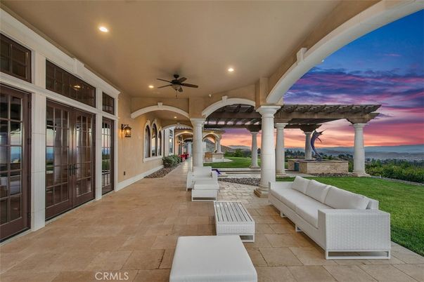 Exterior, Recessed Lighting